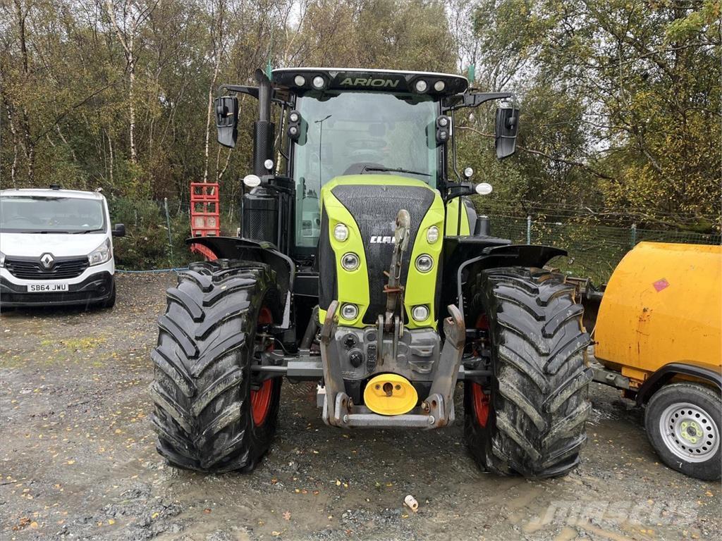 CLAAS ARION 650 Tractoren