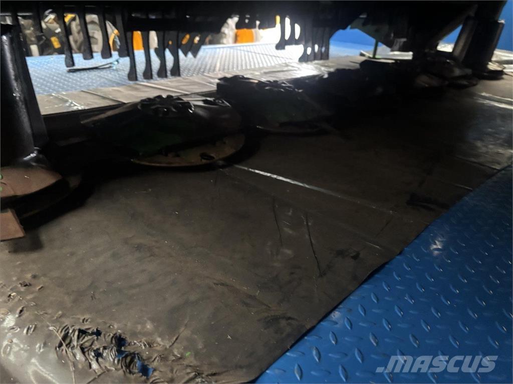 John Deere F310R Maaiers