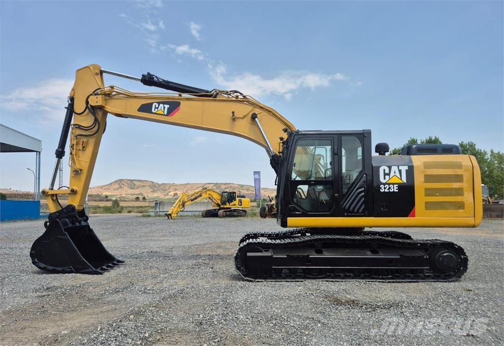 CAT 323ELN Rupsgraafmachines