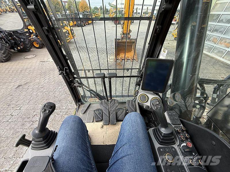 JCB 370X Rupsgraafmachines