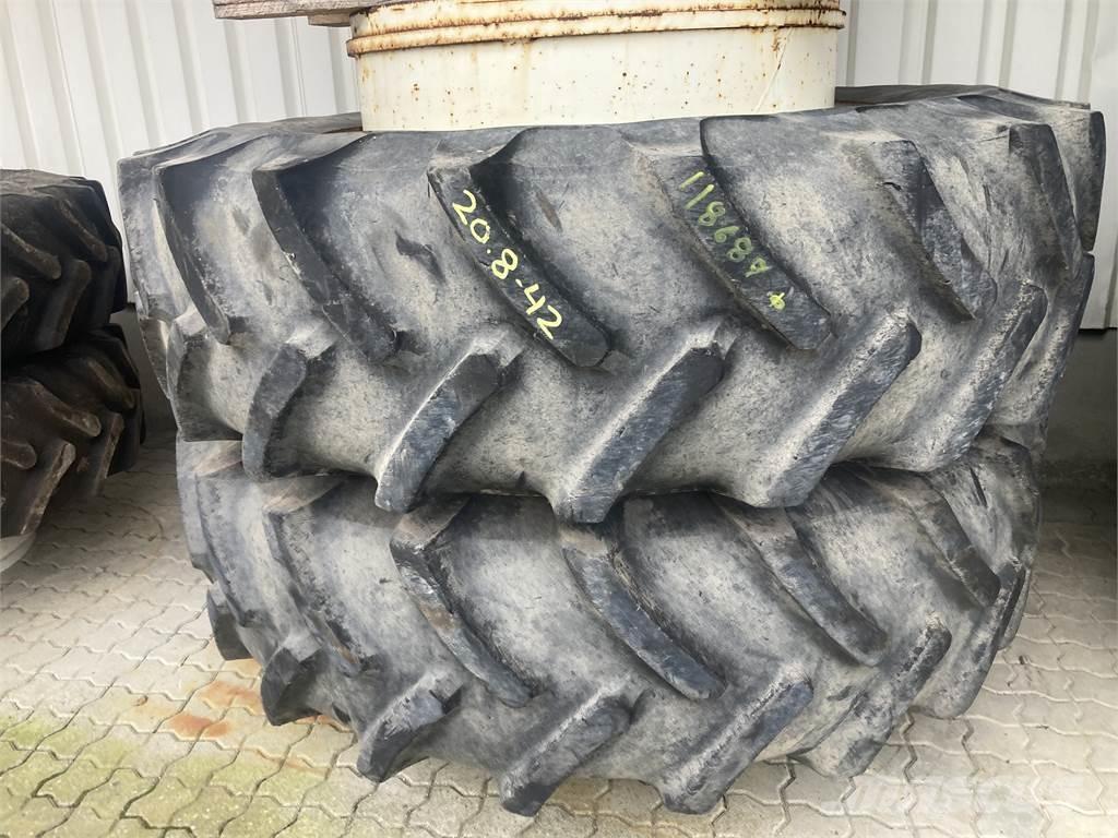  20,8R42 TIL 38 Banden, wielen en velgen