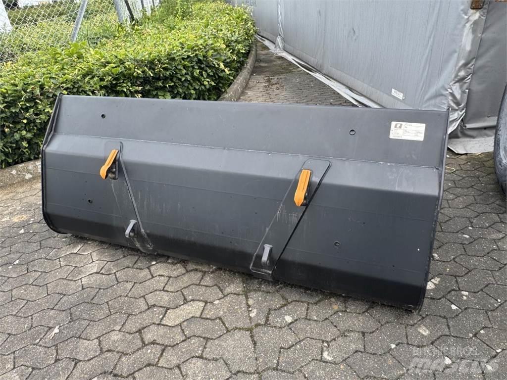 Ålö VL 225 SKOVL Voorladers en gravers