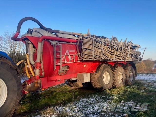 AP GV25TRIDEM Drijfmesttanks