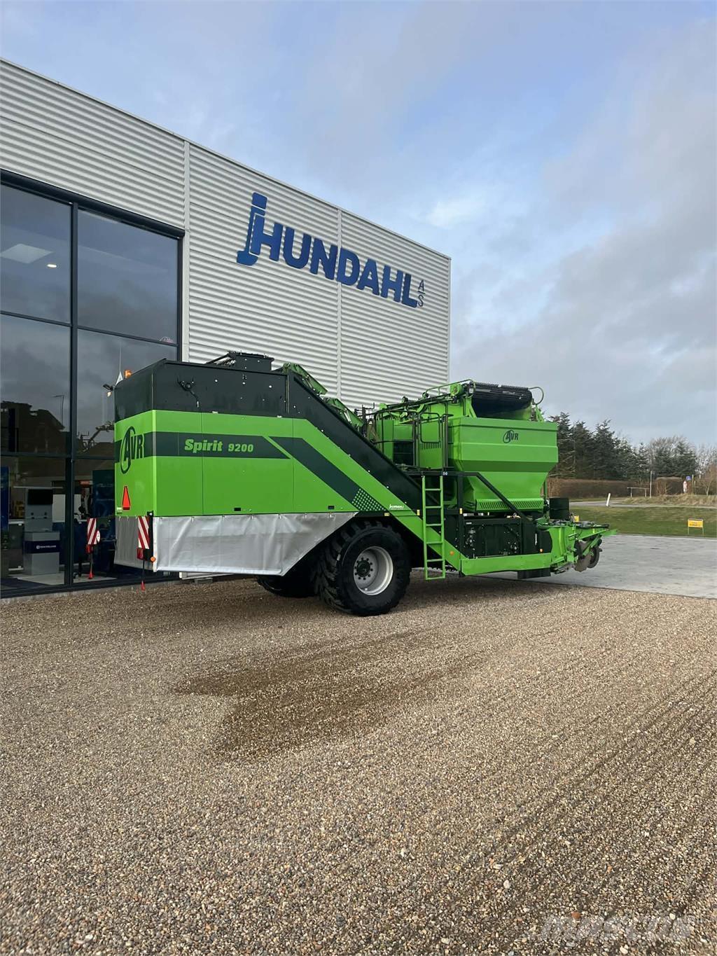 AVR 9200 CR Aardappelrooiers