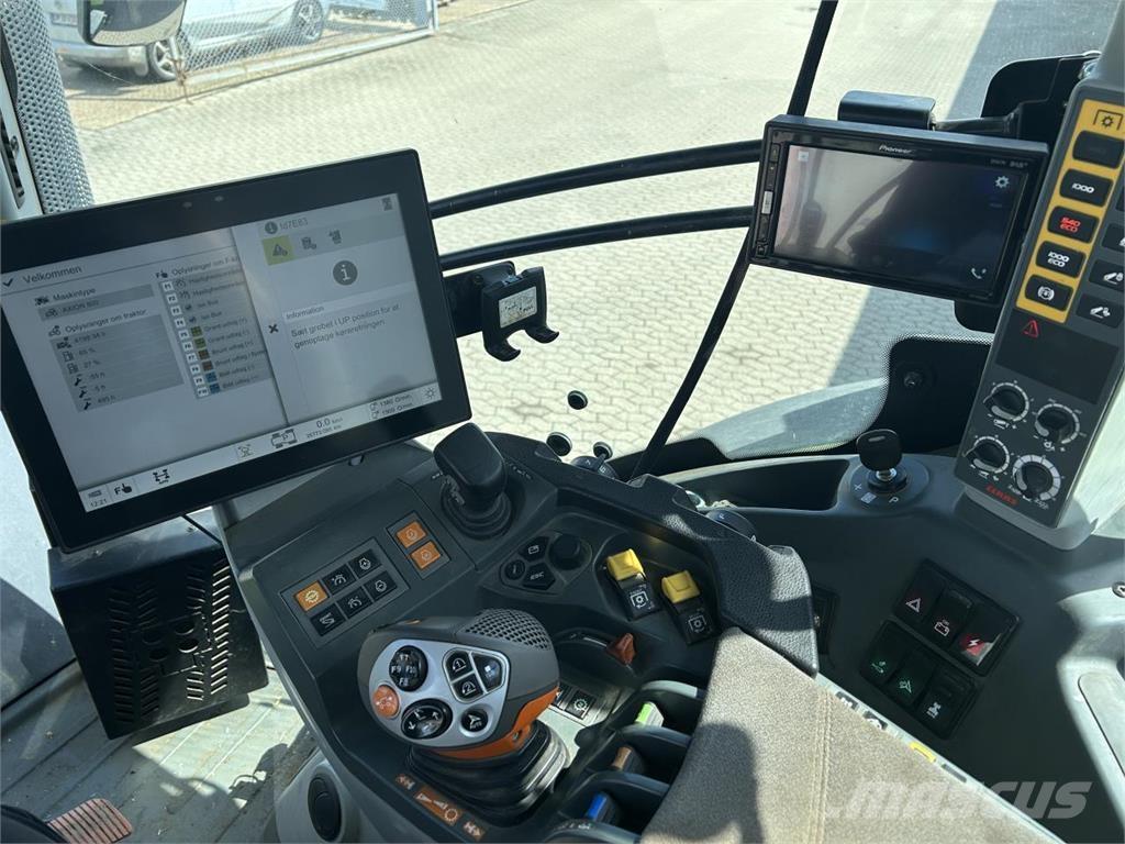 CLAAS AXION 870 Tractoren