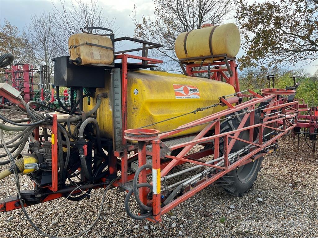 Ekko 2800L Getrokken spuitmachines