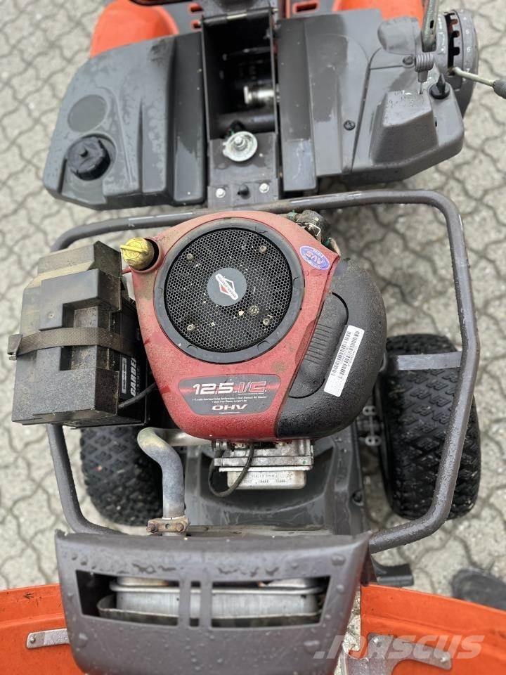Husqvarna R13C Compacttrekkers