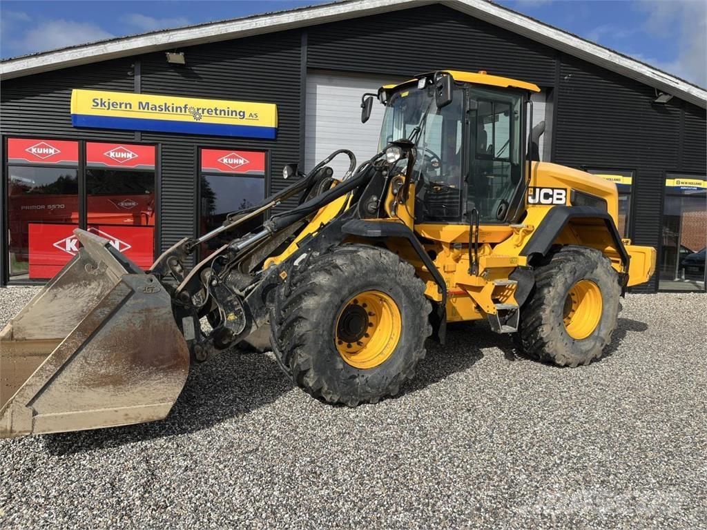 JCB 427 HT Wielladers