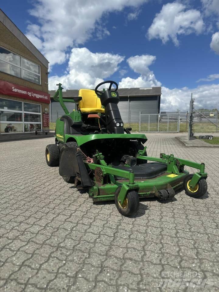 John Deere 1435 Compacttrekkers