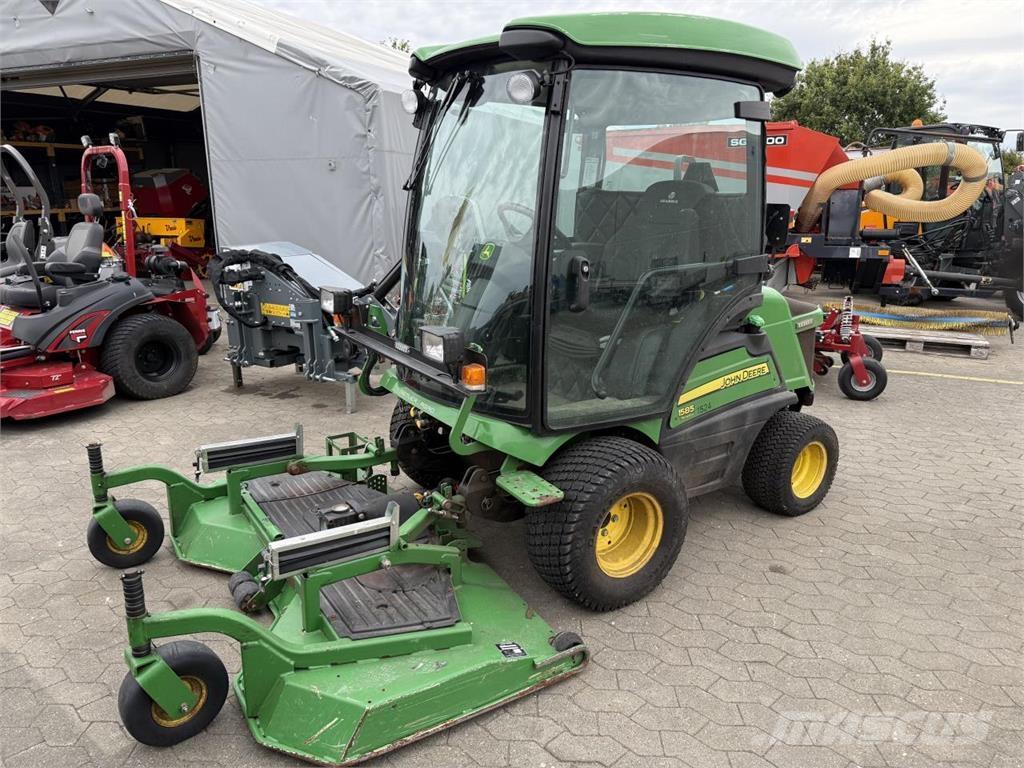 John Deere 1585 Werktuigdragers