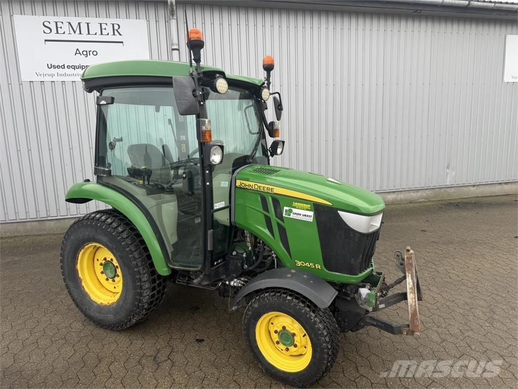 John Deere 3045R Compacttrekkers