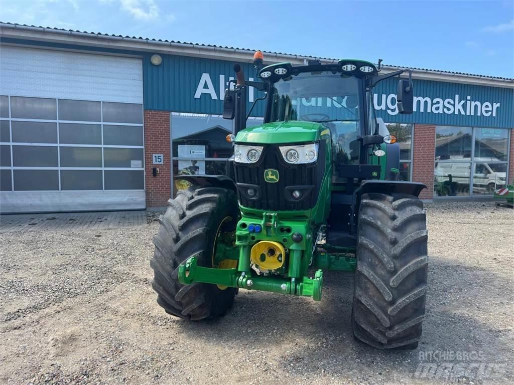 John Deere 6155M Tractoren