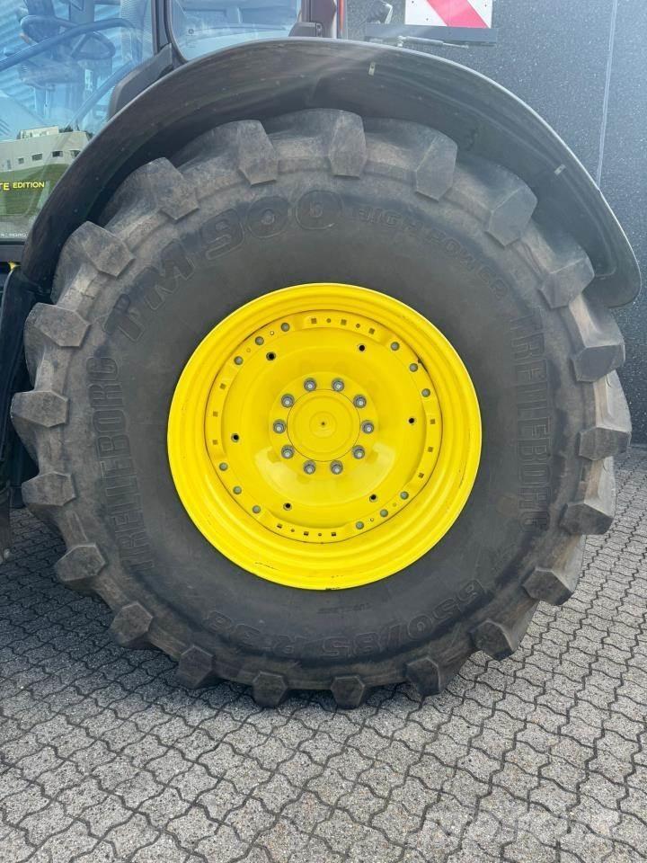 John Deere 6250R Tractoren