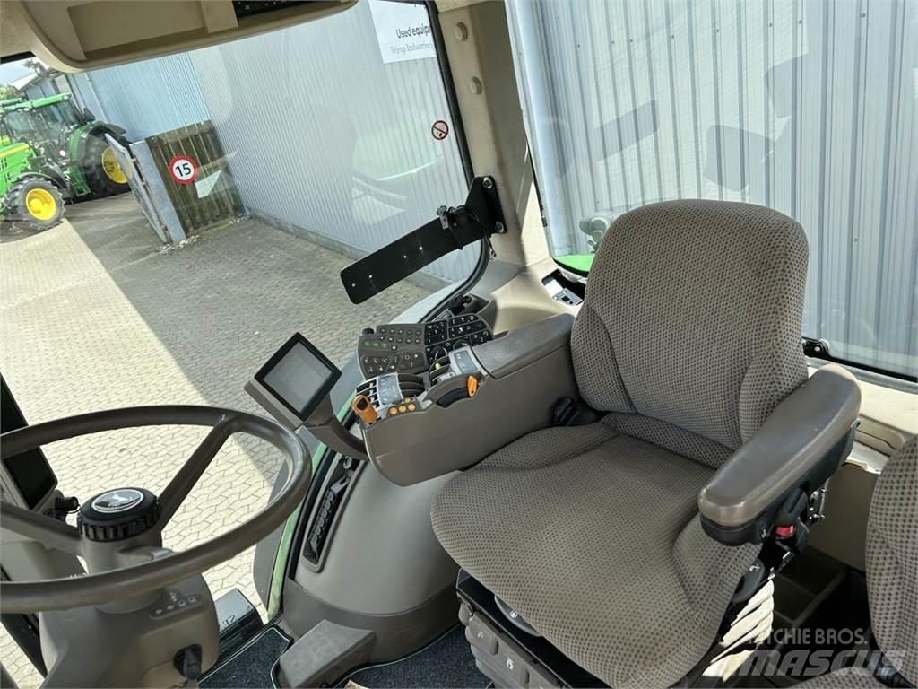 John Deere 7230R Tractoren