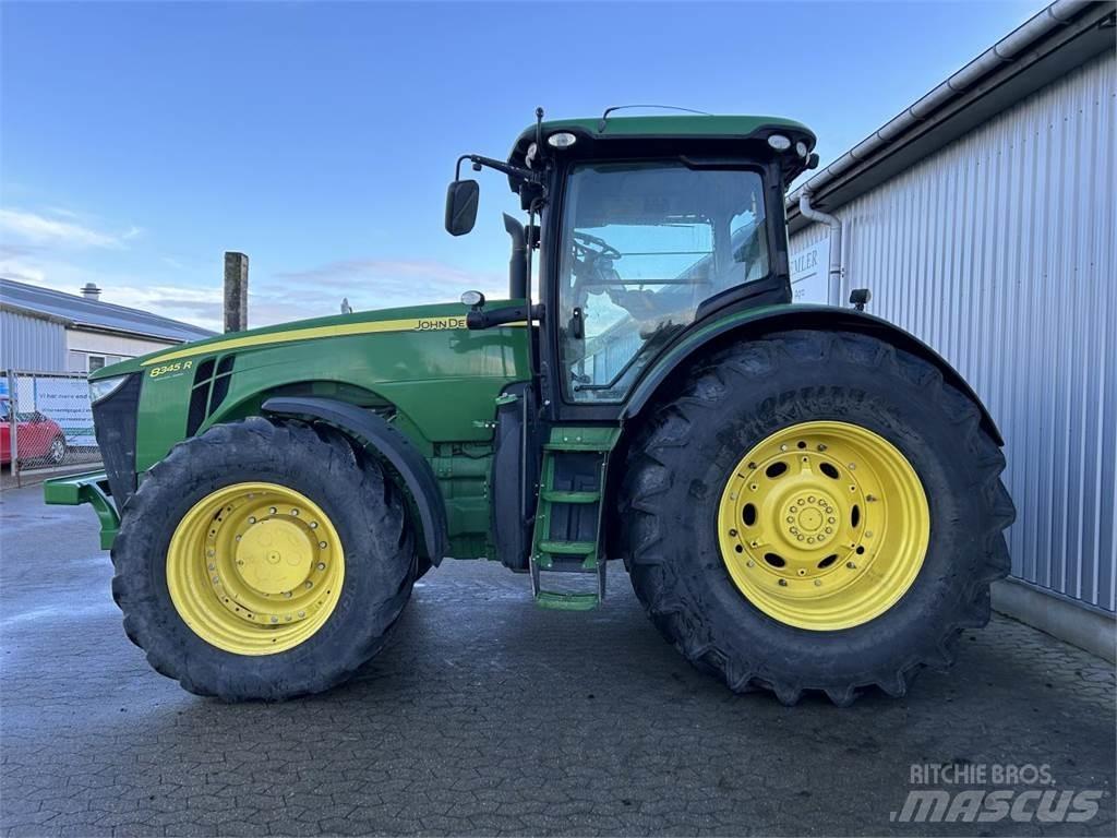 John Deere 8345R Tractoren