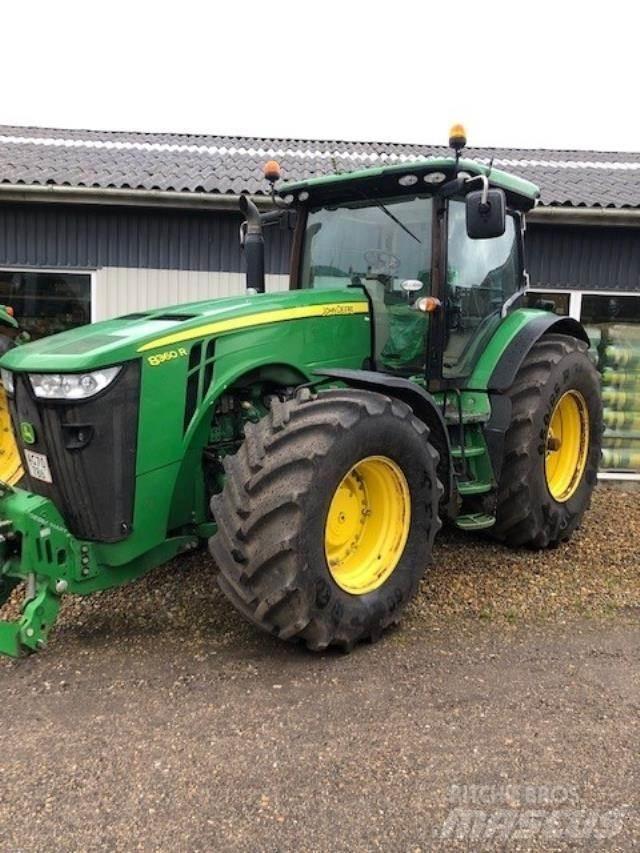John Deere 8360R Tractoren