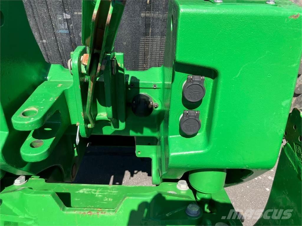 John Deere 8400R Tractoren
