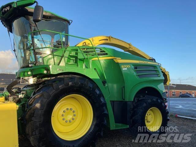 John Deere 8700 Getrokken veldhakselaar
