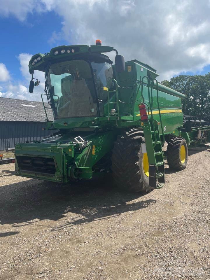John Deere T670I Maaidorsmachines