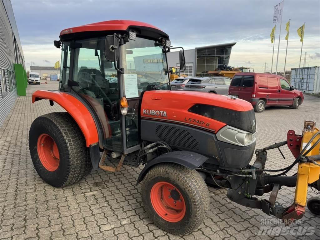 Kubota 5740 Compacttrekkers