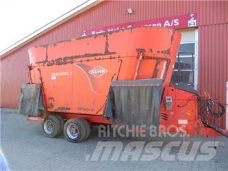 Kuhn 27 M3 Voedermachines