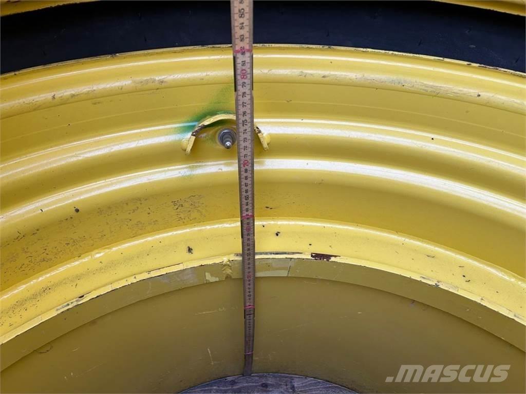 Mitas 480/95R50 Banden, wielen en velgen