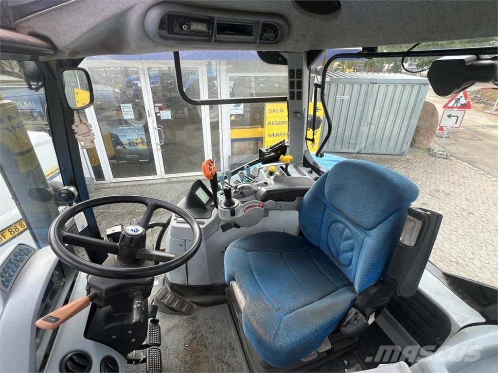 New Holland T6080 Tractoren