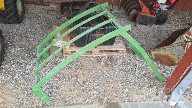 Striegel 300 Miniladers