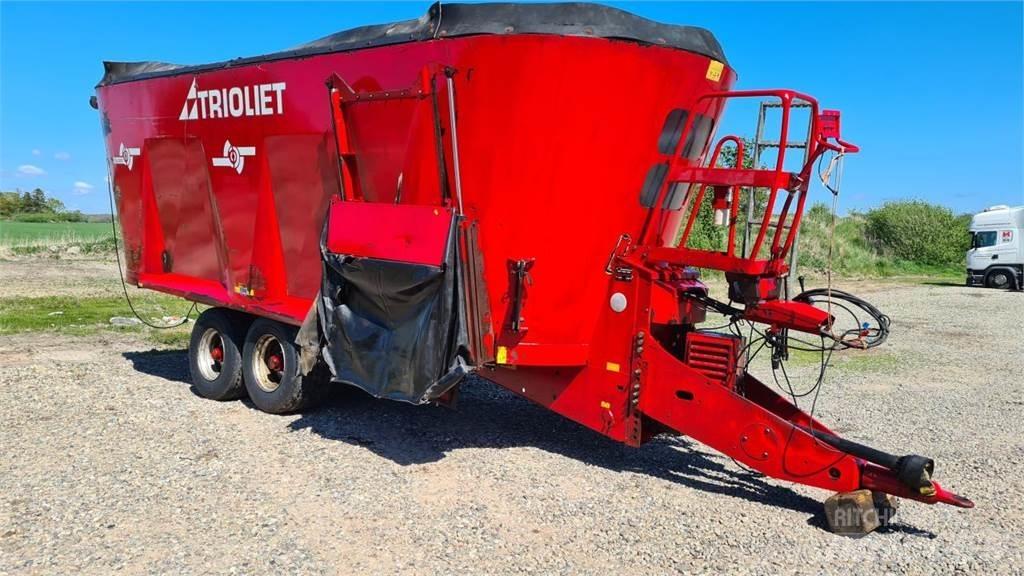 Trioliet 3000-3 Voedermachines