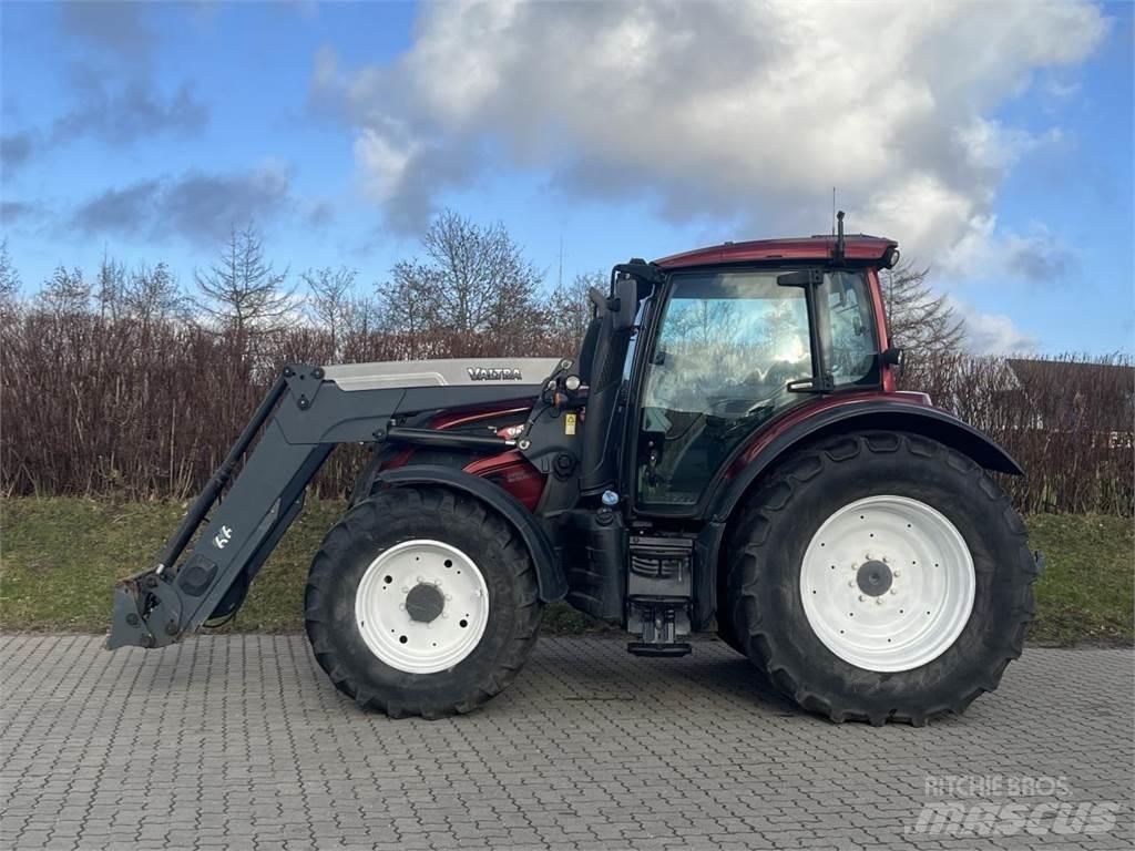 Valtra N 174 Tractoren