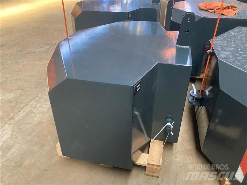  - - -  1800 KG Frontgewichten