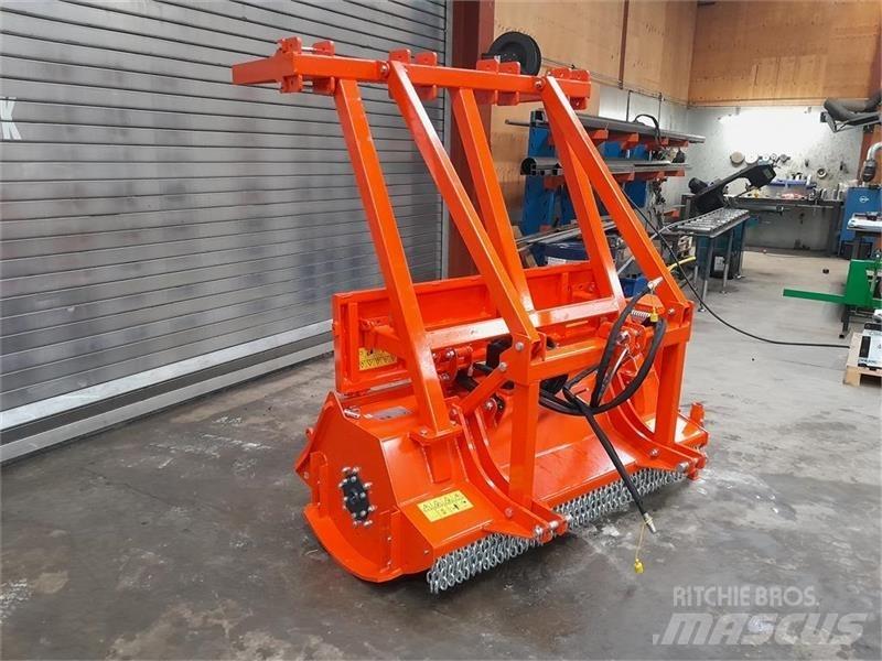  - - -  boxer Stobbenfreesmachines