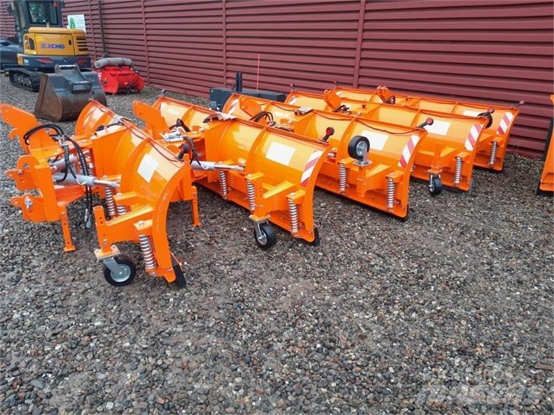 Inter-Tech  Sneeuwschuivers en -ploegen