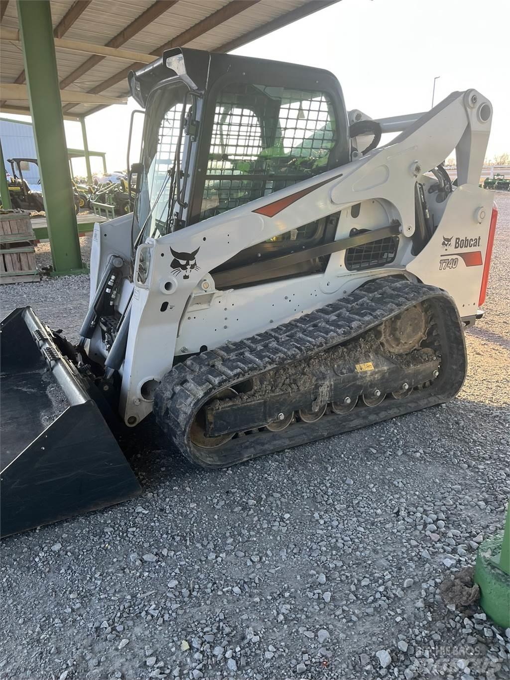 Bobcat T740 Miniladers
