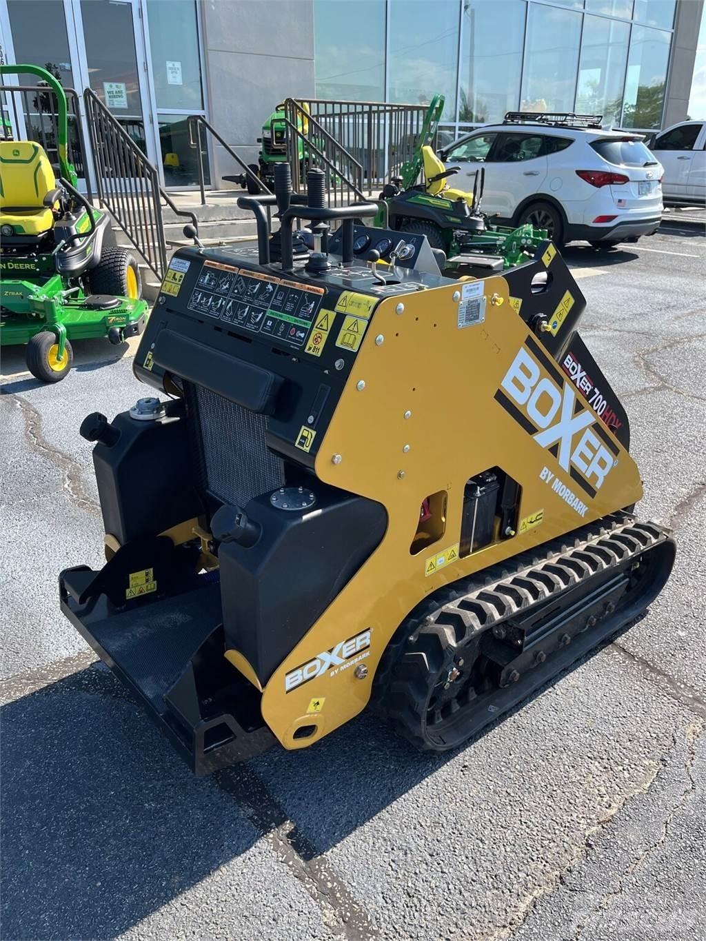 Boxer 700HDX Miniladers