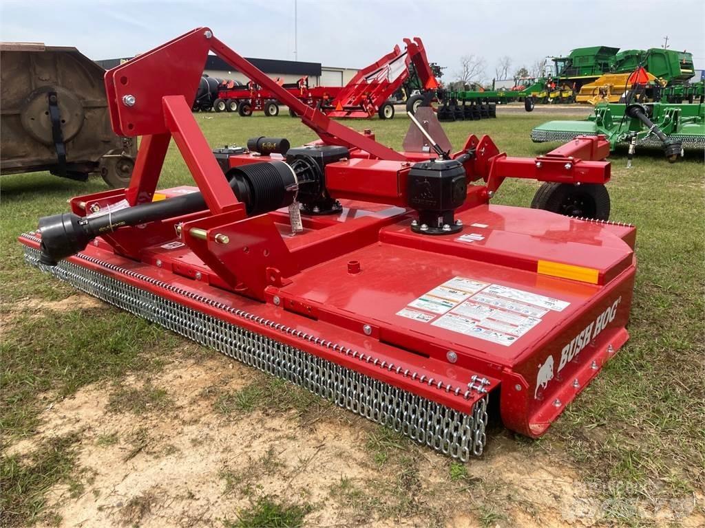 Bush Hog 3510 Balenhakselaars, -snijders en -afwikkelaars