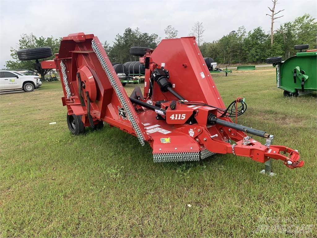 Bush Hog 4115 Balenhakselaars, -snijders en -afwikkelaars