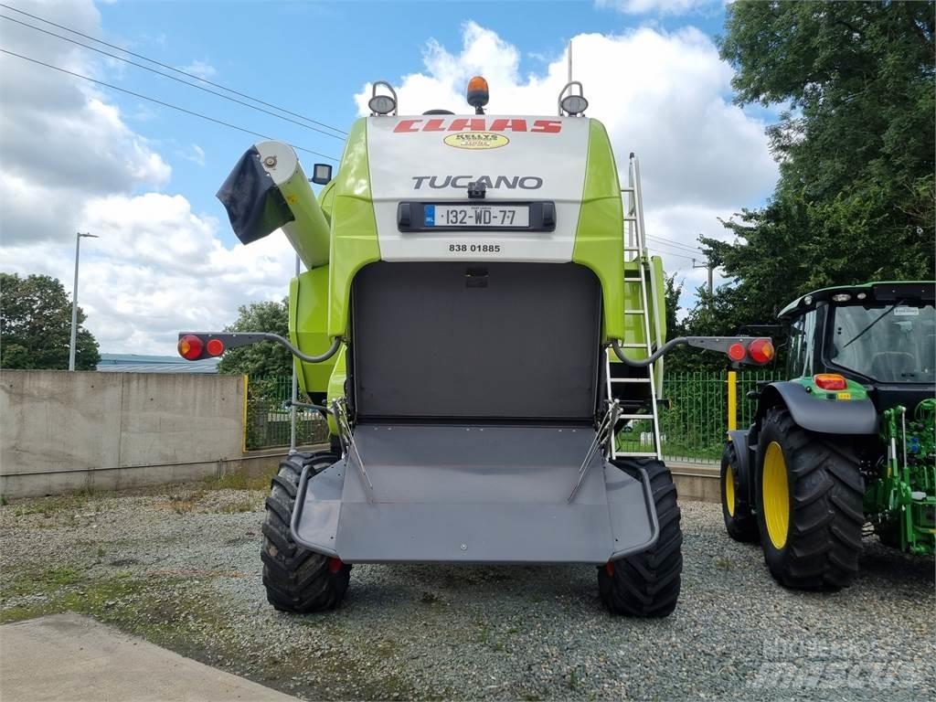 CLAAS 430 Tucano Maaidorsmachines