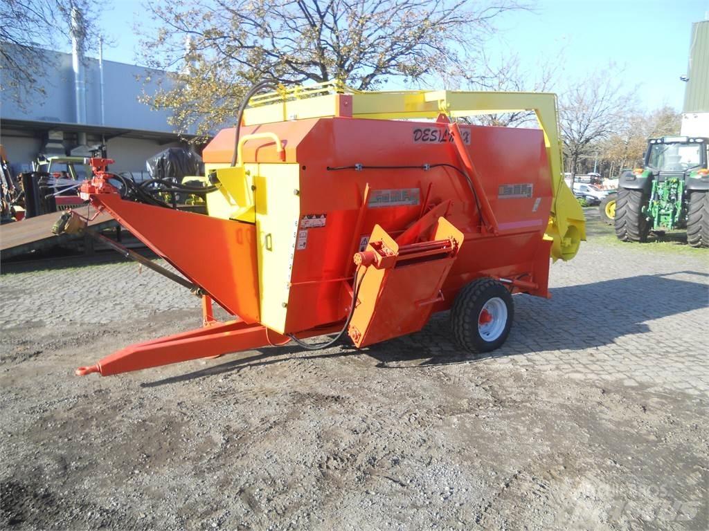 Comag 6M3 Mengvoedermachines