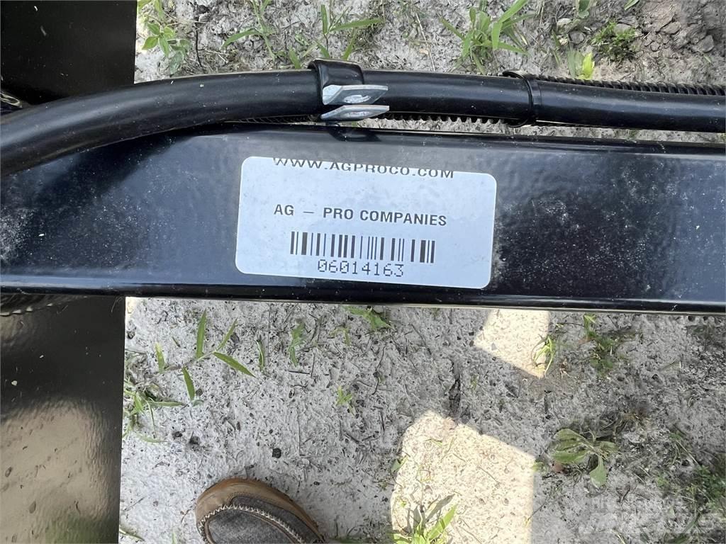  EQ07018-TS Universele aanhangers