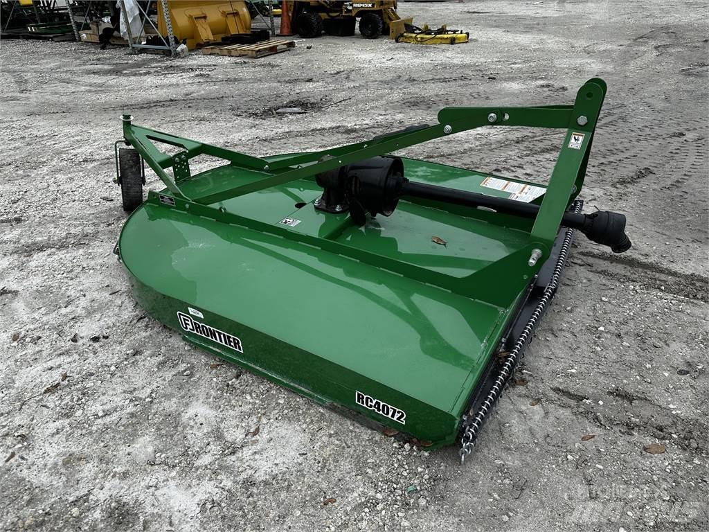 Frontier RC4072 Balenhakselaars, -snijders en -afwikkelaars