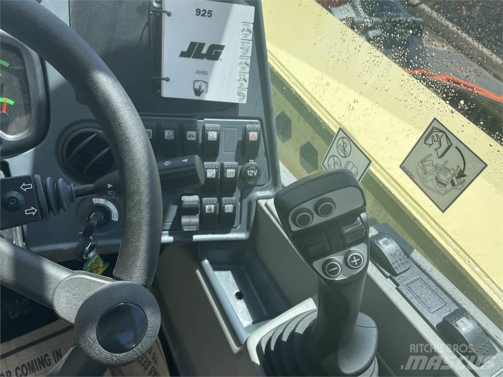 JLG 925 Verreikers