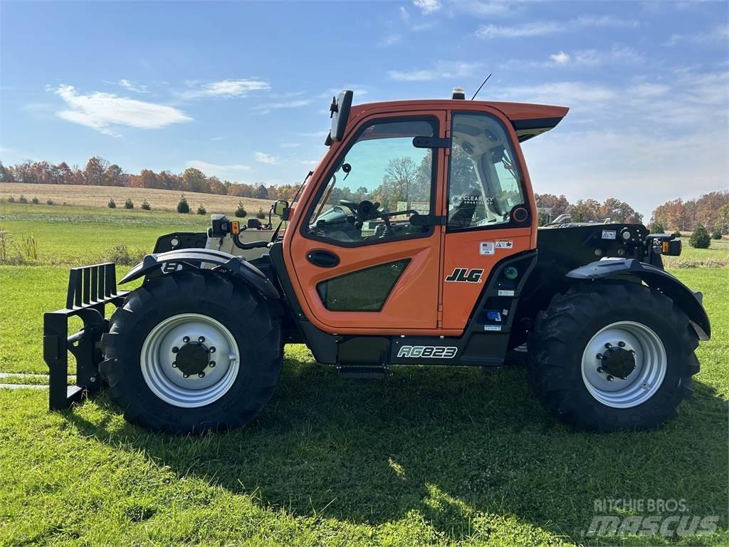 JLG AG823 Verreikers