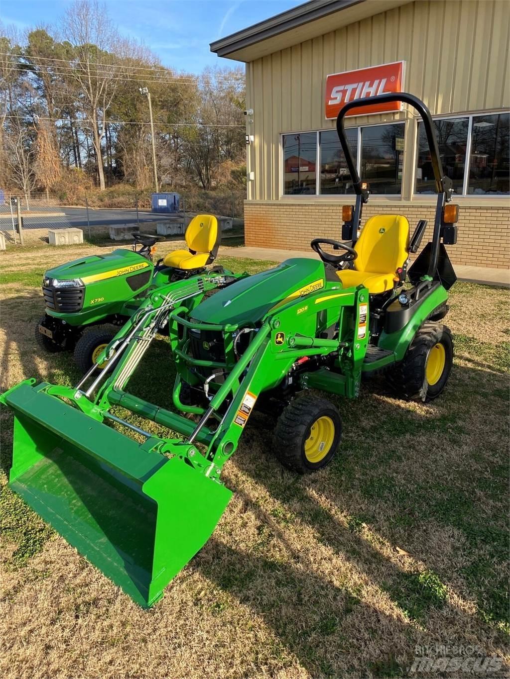 John Deere 1025R Compacttrekkers