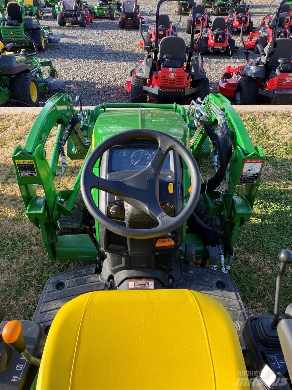 John Deere 1025R Compacttrekkers