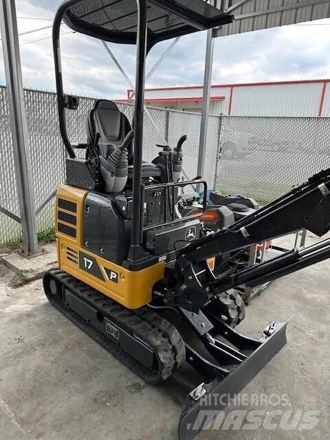 John Deere 17 P Minigraafmachines < 7t