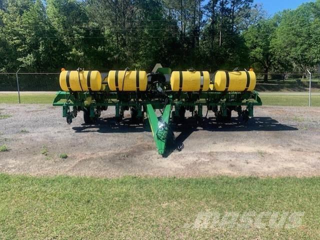 John Deere 1755 Plantmachines