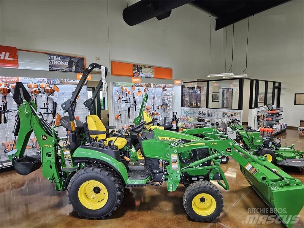 John Deere 2025R Compacttrekkers