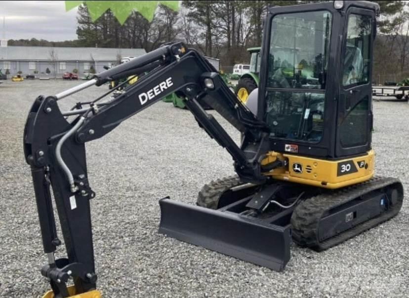John Deere 30 P Minigraafmachines < 7t