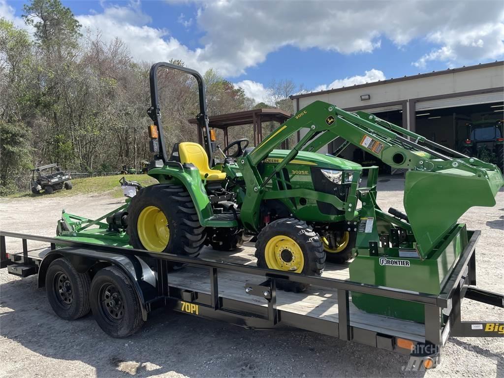 John Deere 3025E Compacttrekkers